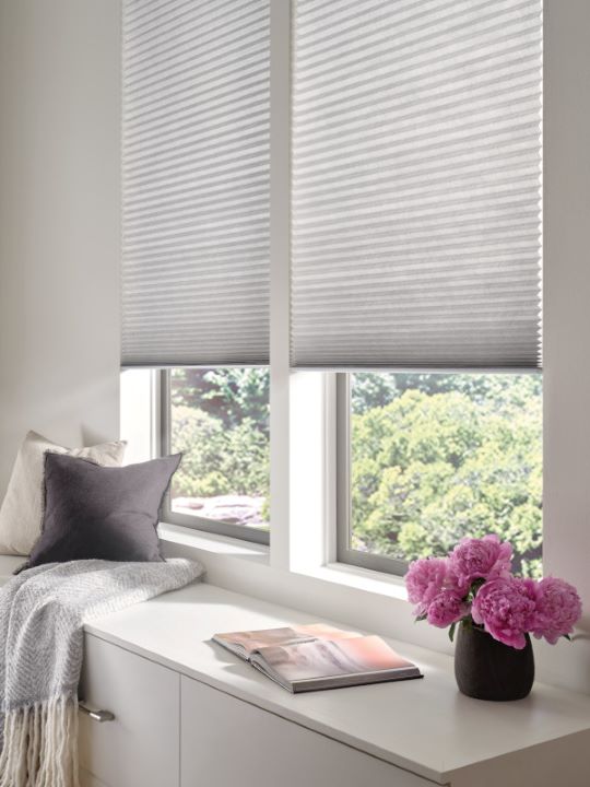 Hunter Douglas window treatment offer at Viking Carpet One